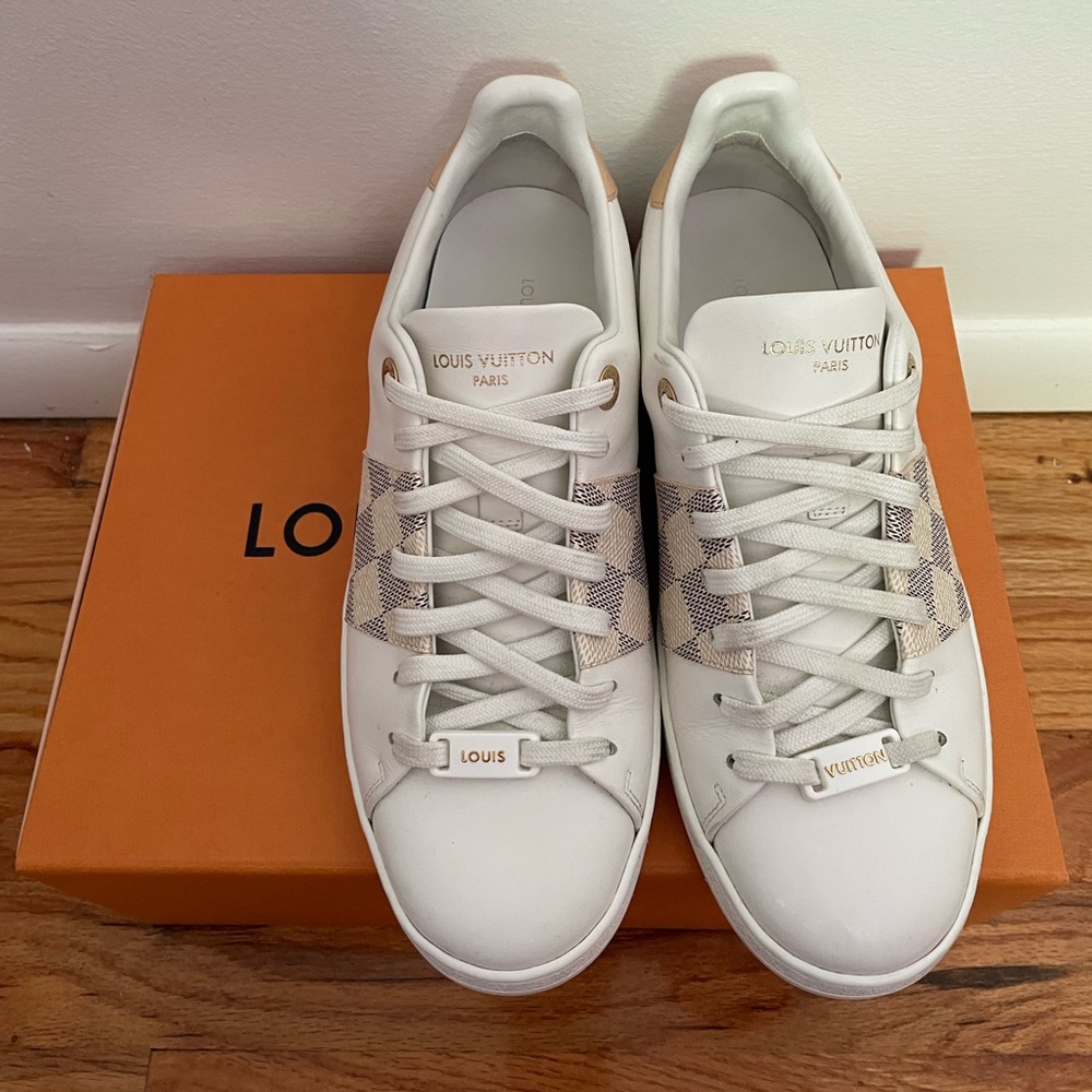 Louis Vuitton White and Tan Women’s  Sneakers - Picture 4 of 7